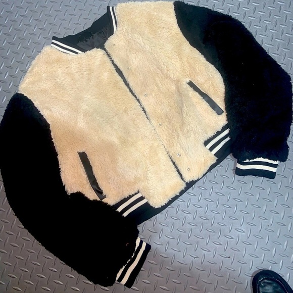 Rue 21 fuzzy bomber Sherpa black cream winter boho sporty casual XL - Picture 2 of 4
